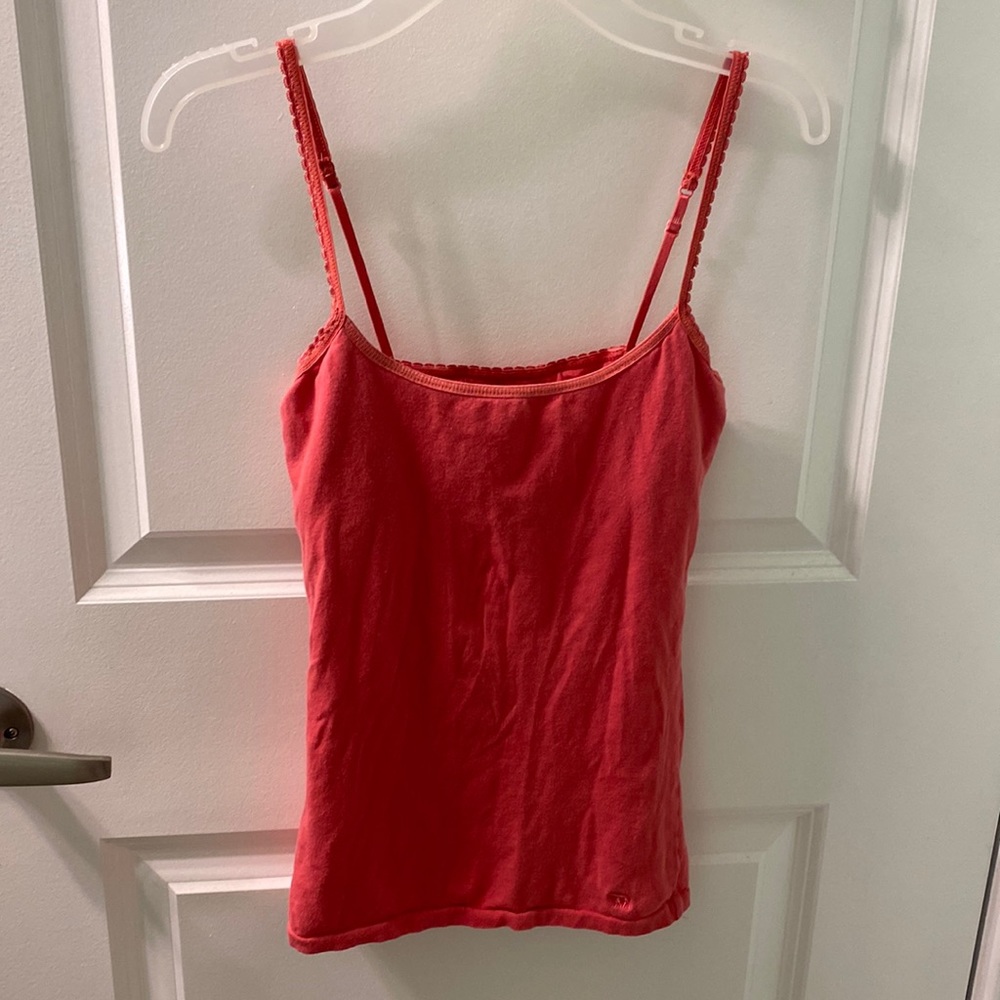 Size XS Abercrombie & Fitch pink lace trim camisole.